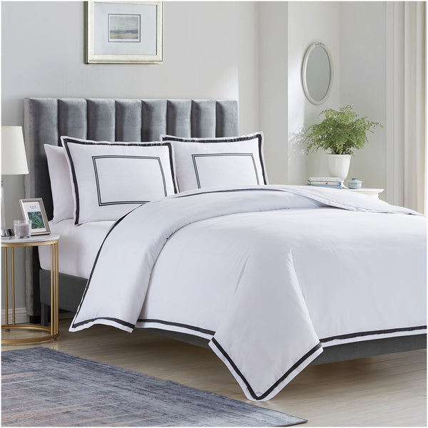 White Hotel Collection Bedding